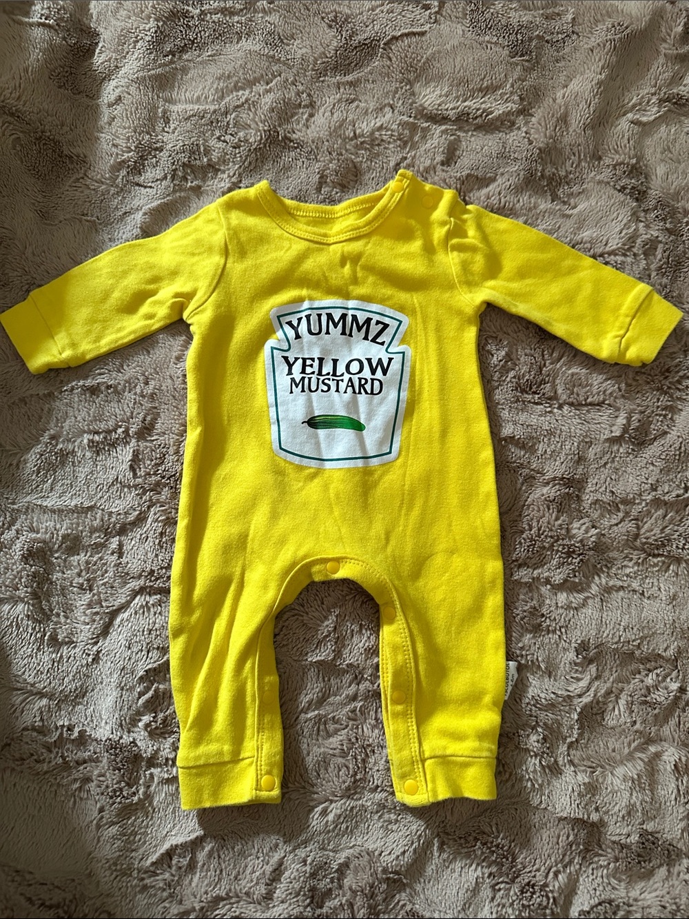 Yellow Mustard Graphic One-Piece Romper/costume, 4-6 months